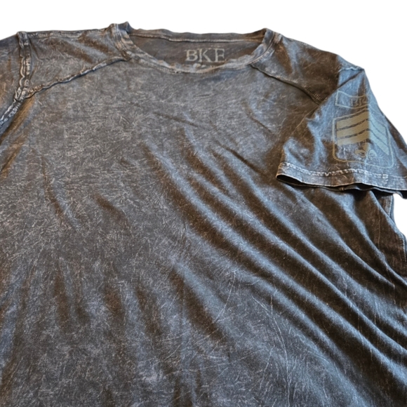 BKE Gray Tee Shirt Size Large - Picture 1 of 14